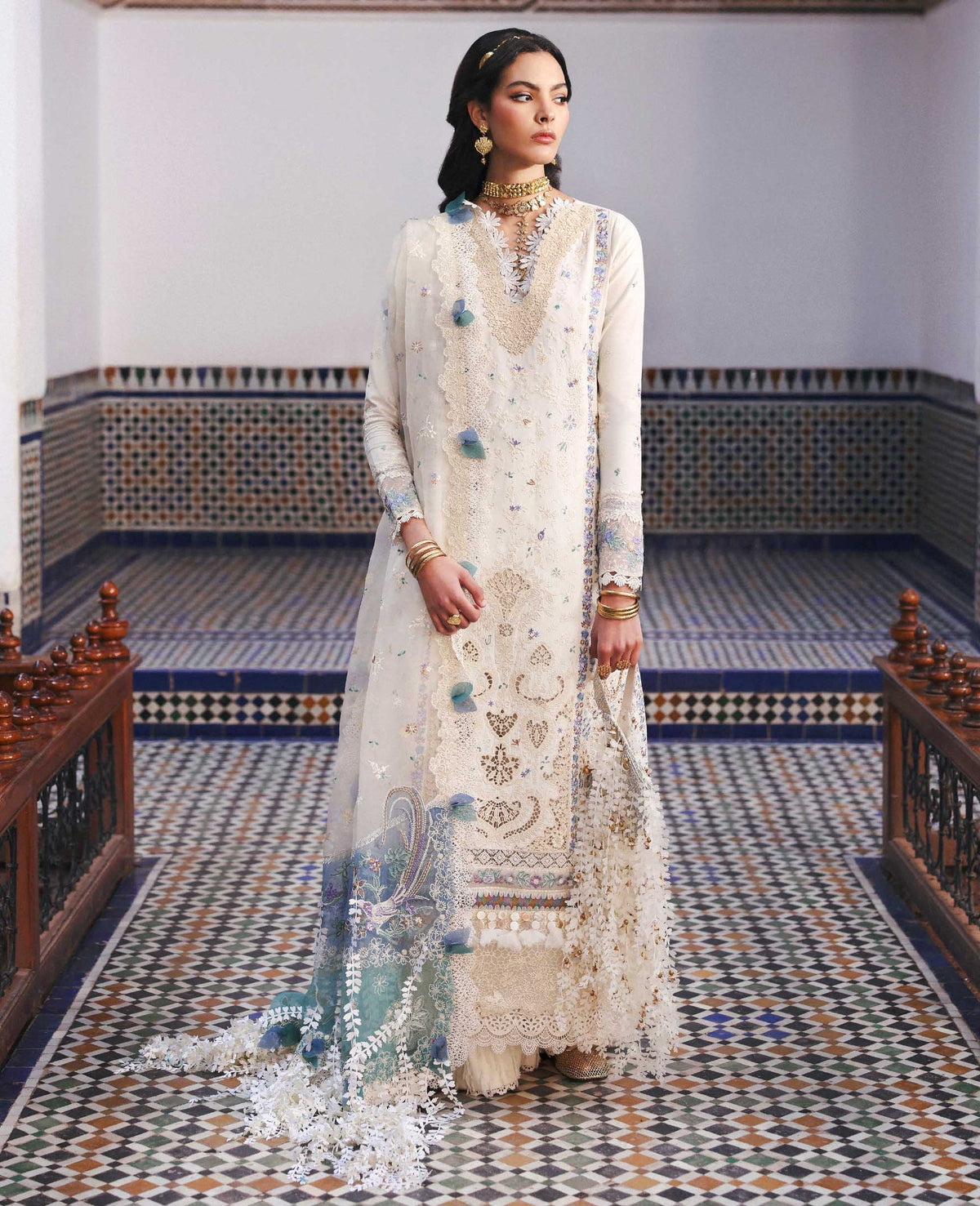 Republic Womenswear | Reine Luxury Lawn 26 | Nola