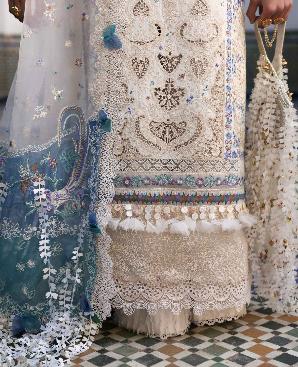 Republic Womenswear | Reine Luxury Lawn 26 | Nola, image 3