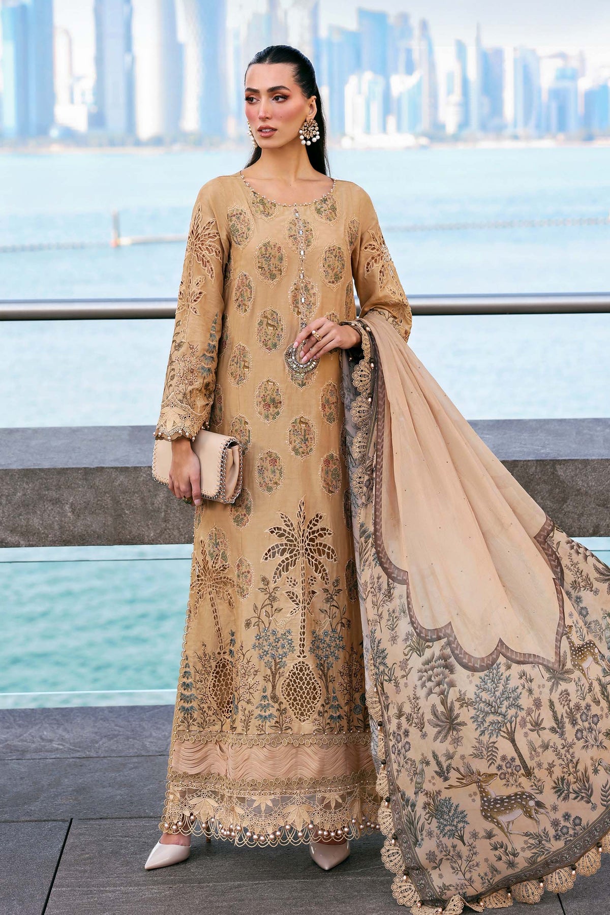 Maria B | Lawn 26 | D-2605-A