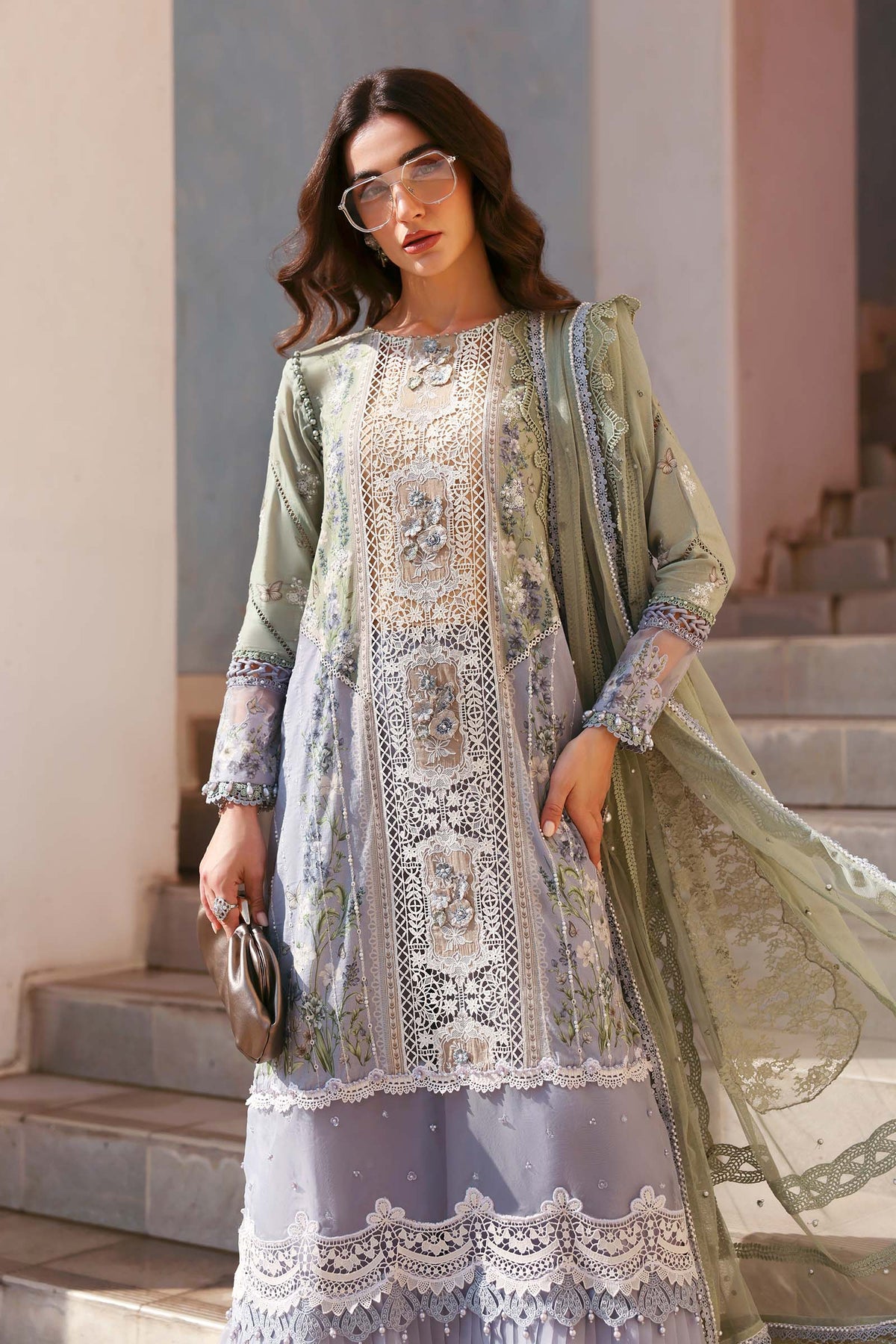 Maria B | Lawn 26 | D-2606-B-3