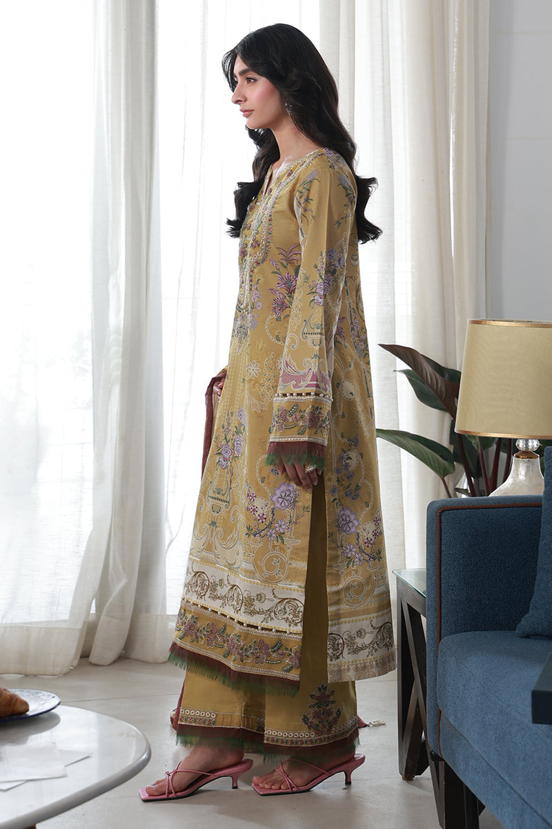 Gulaal | Delia Lawn | Esme, image 3