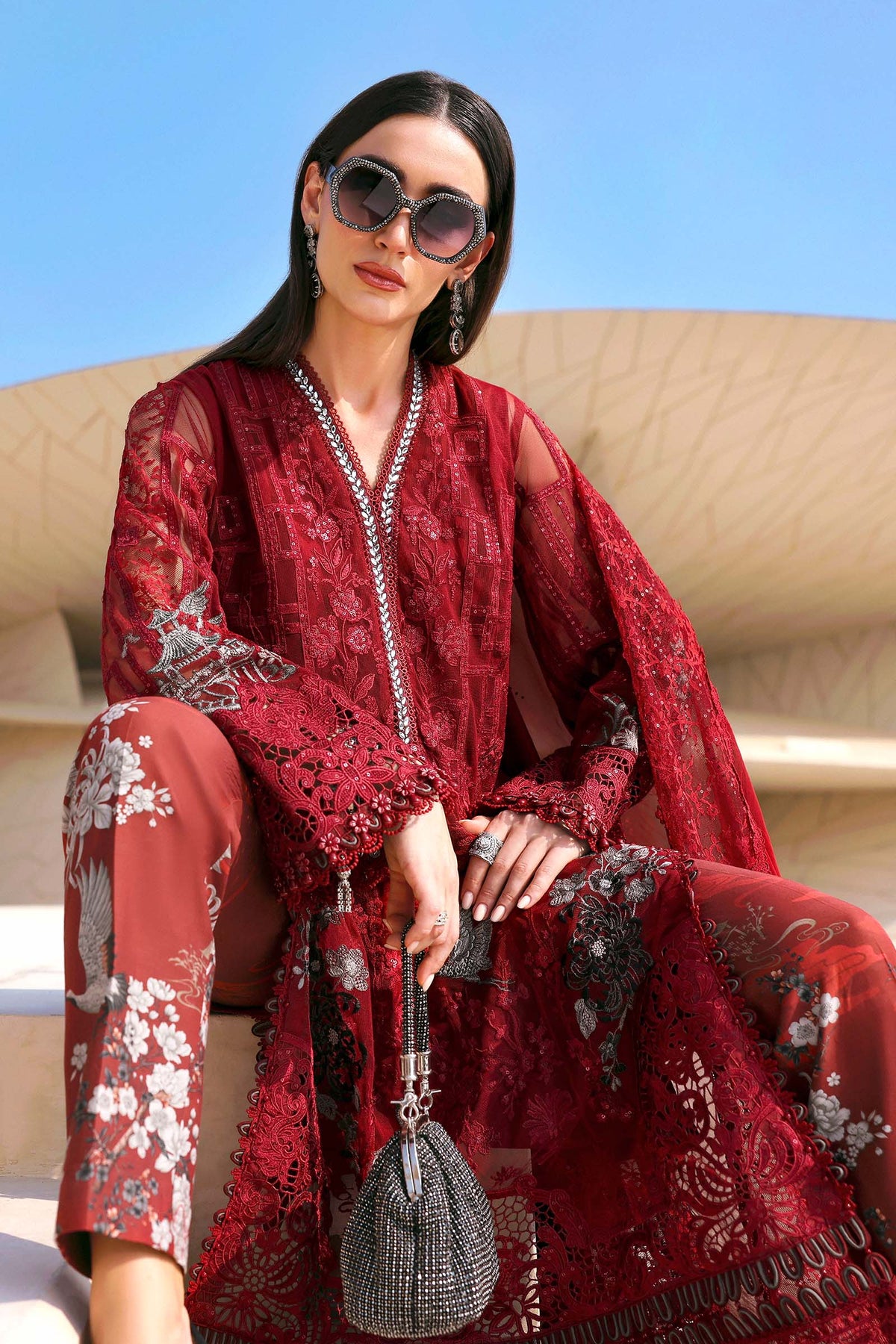 Maria B | Lawn 26 | D-2607-A, image 5
