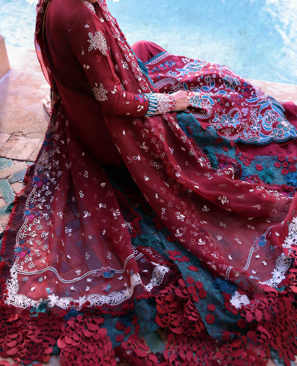 Republic Womenswear | Reine Luxury Lawn 26 | Eden, image 6