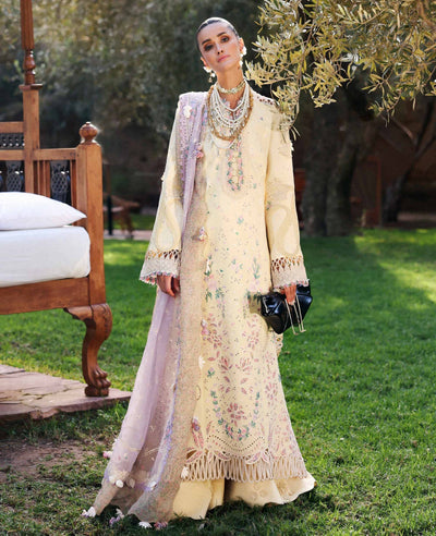 Republic Womenswear | Reine Luxury Lawn 26 | Lumi