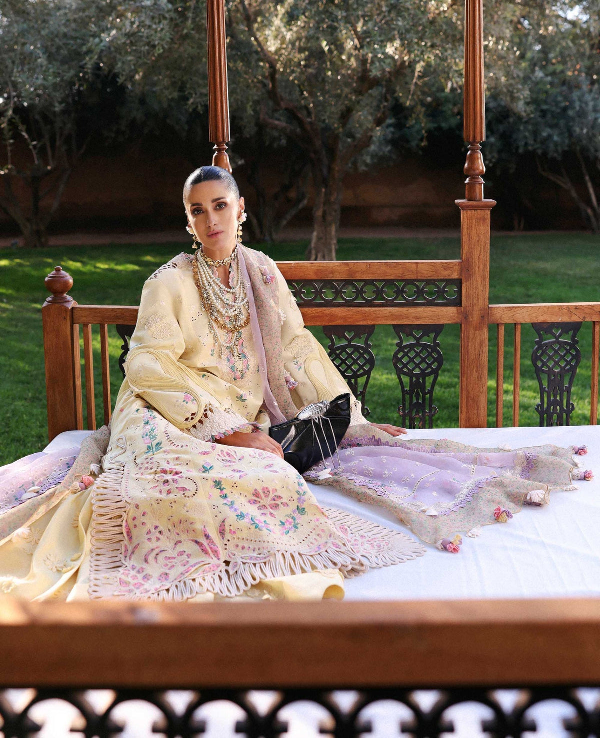 Republic Womenswear | Reine Luxury Lawn 26 | Lumi-4