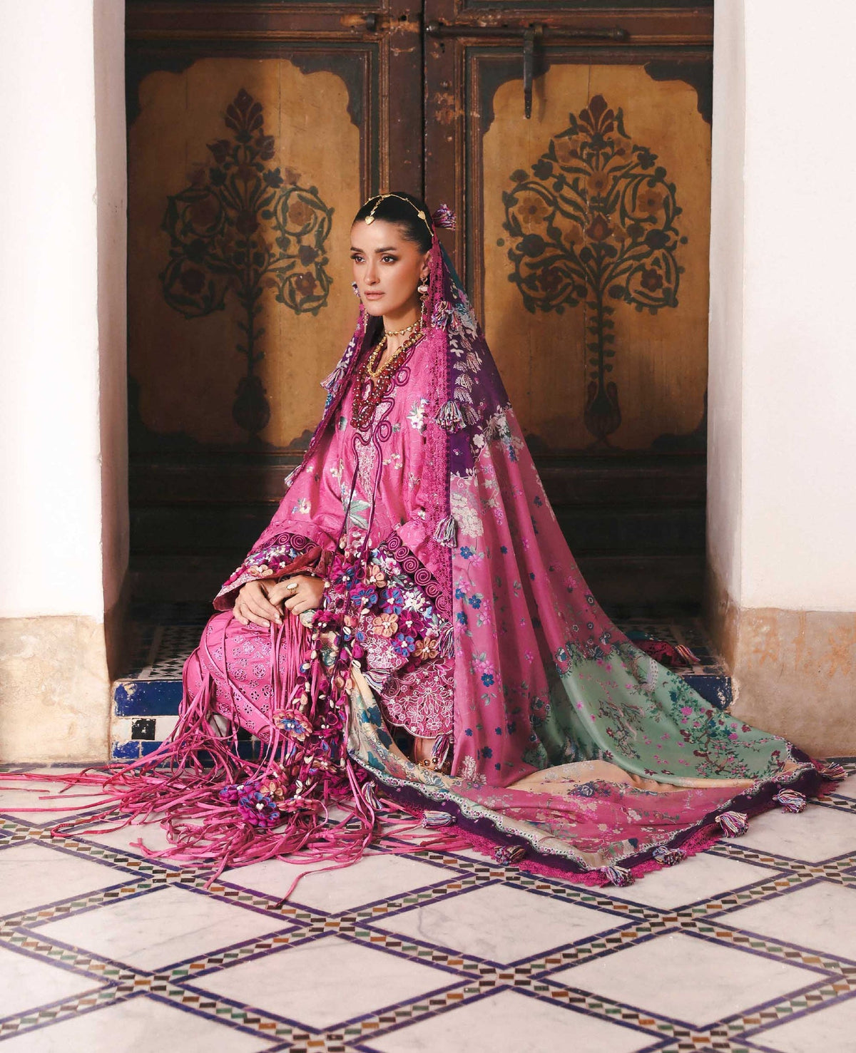 Republic Womenswear | Reine Luxury Lawn 26 | Aria, image 6