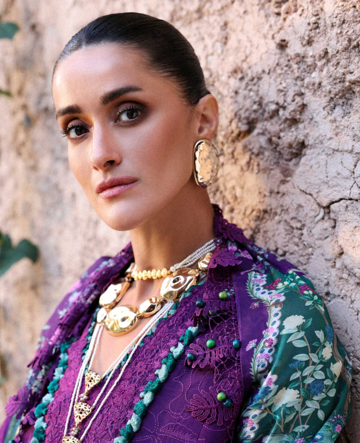 Republic Womenswear | Reine Luxury Lawn 26 | Nia-4