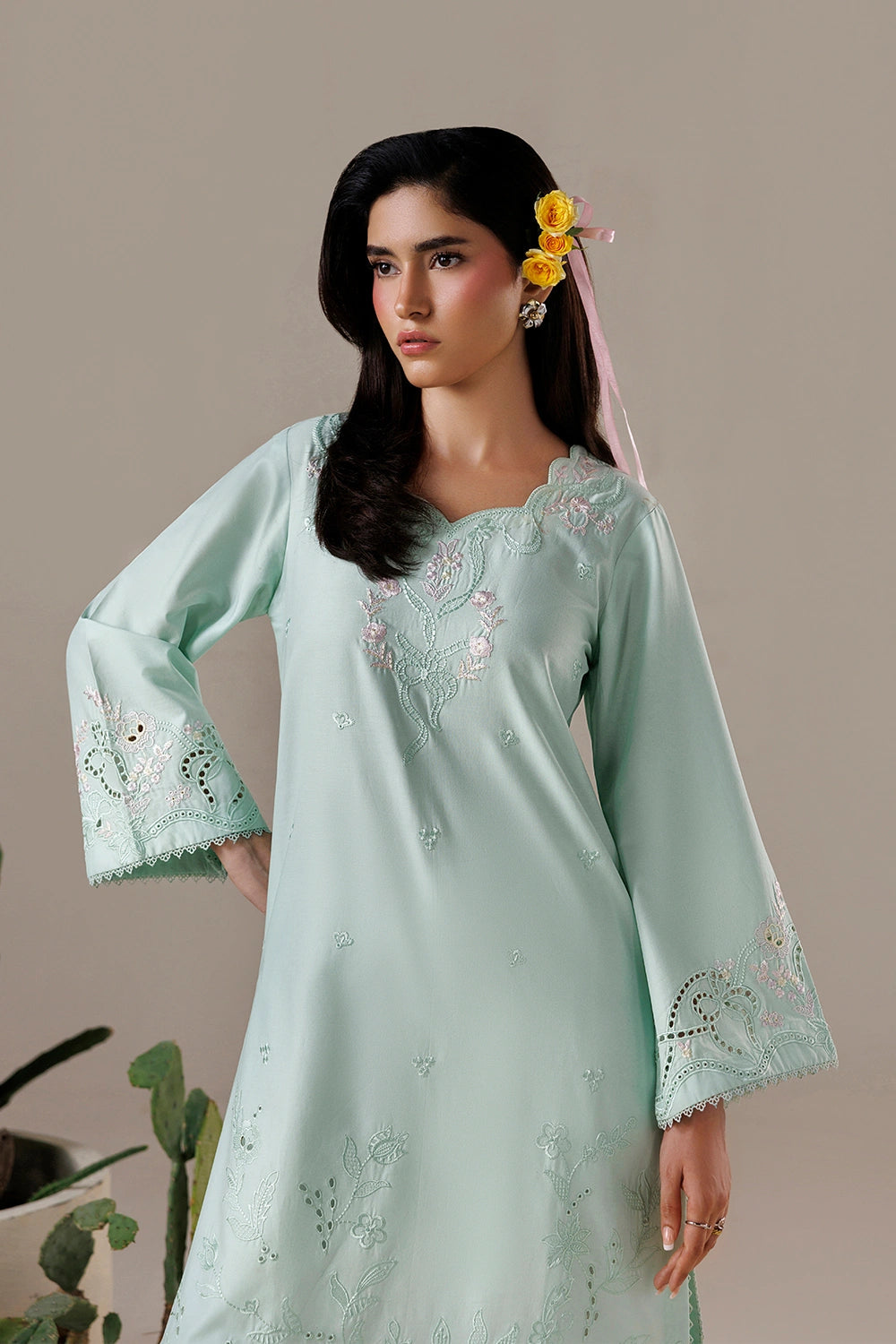 Azure | Chic Essentials |Dew Drop, image 4