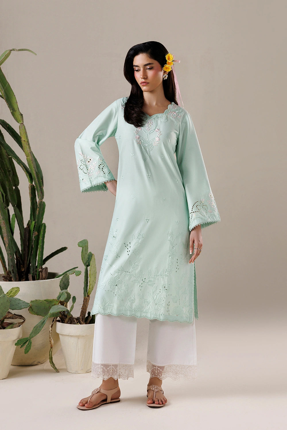 Azure | Chic Essentials |Dew Drop, image 3