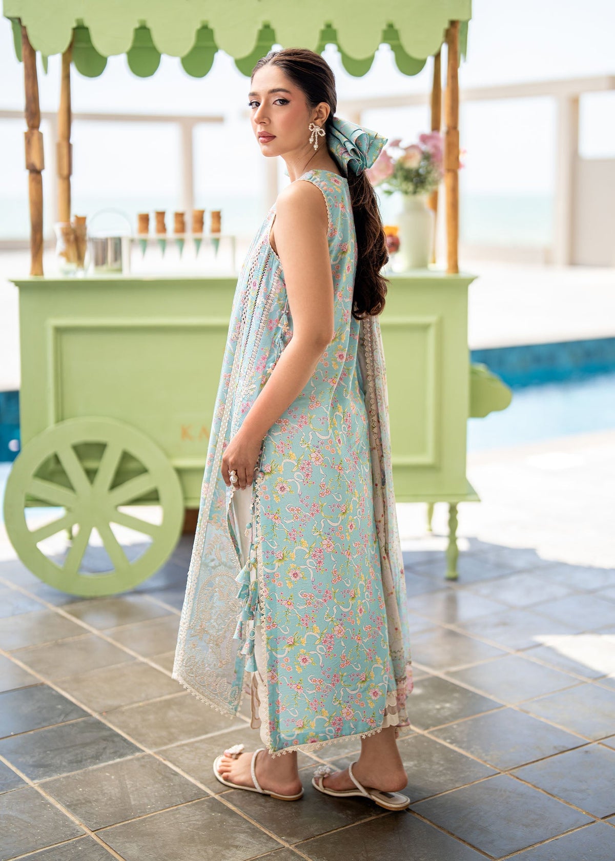 Kanwal Malik | Mira Summer Lawn 26 | Tiya, image 2