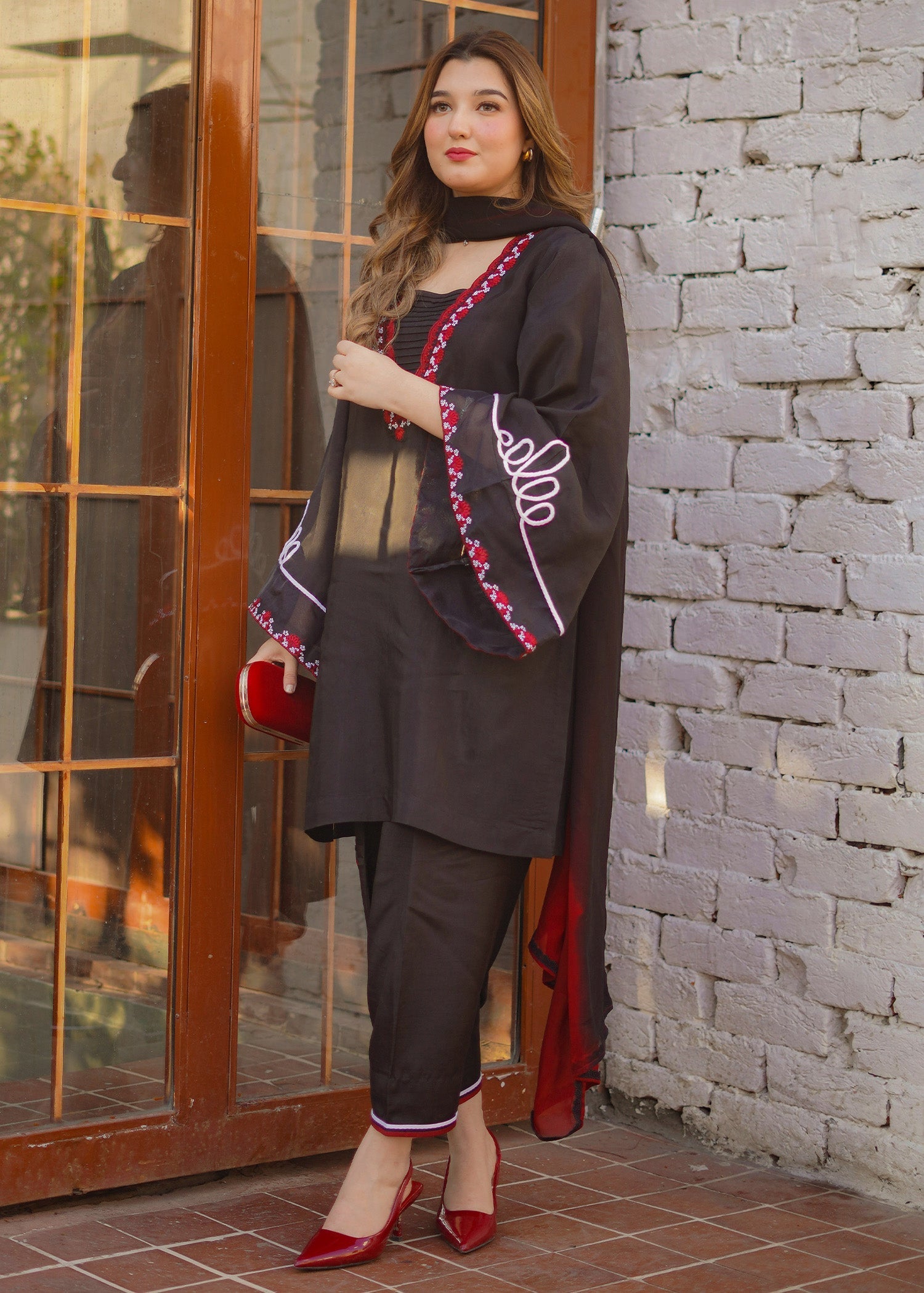 Fozia Khalid | Silk Spire | NOIR -  Fozia Khalid Ladies Clothes -  House of Maryam