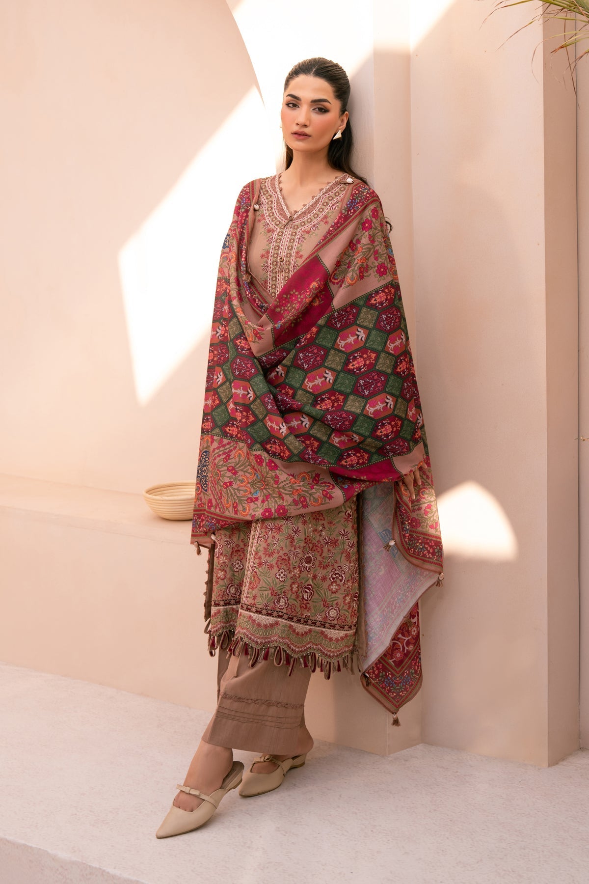 Xenia Formals | Rang e Khizan | DAFIYAH, image 4