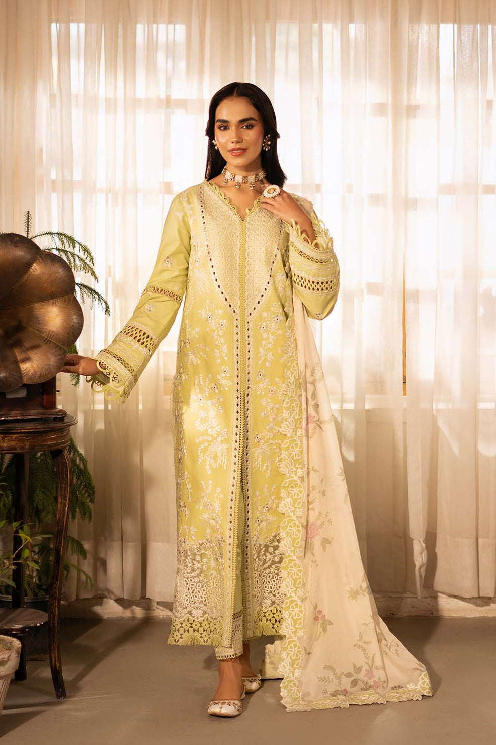 Zarposh | Sajni Lawn 25 | Gulnaz -  Zarposh Ladies Clothes - Original Designer Dress - House of Maryam