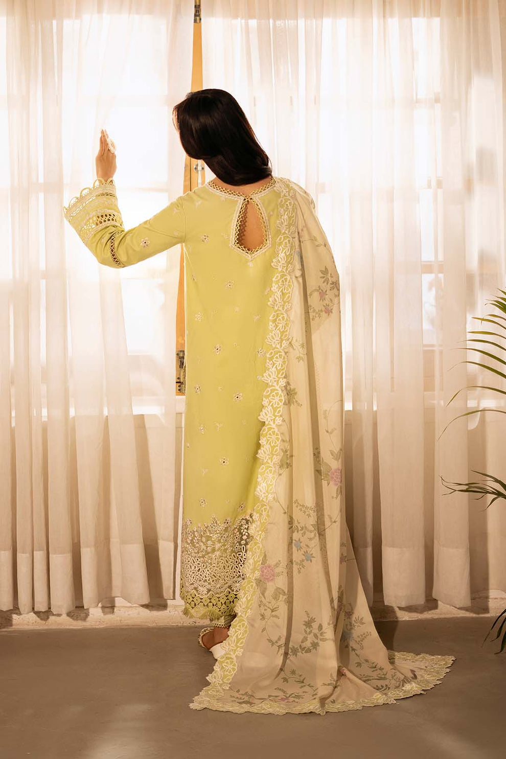 Zarposh | Sajni Lawn 25 | Gulnaz -  Zarposh Ladies Clothes - Original Designer Dress - House of Maryam