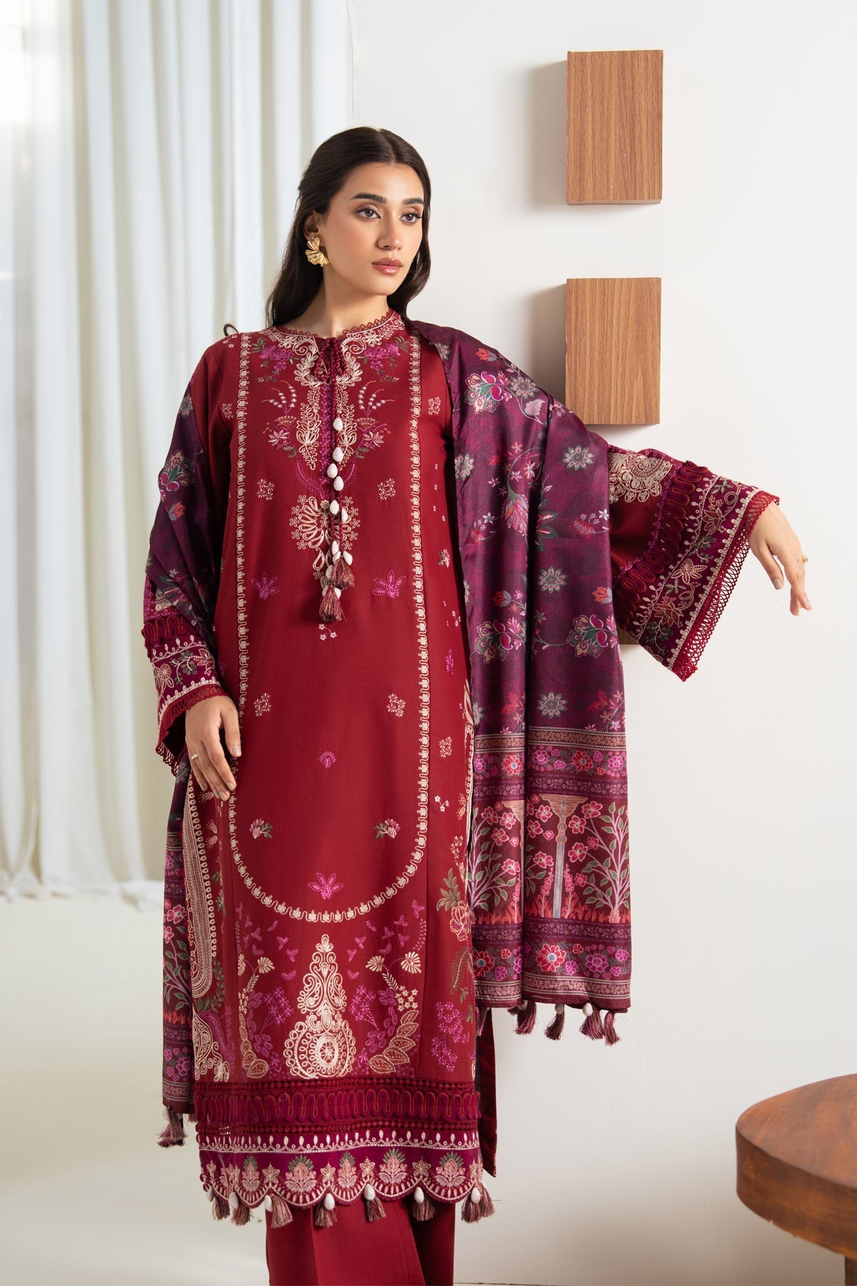 Xenia Formals | Namah Lawn 26 | EMBRACE, image 3