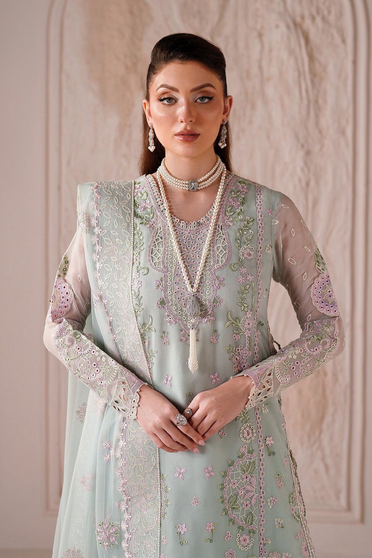 Alizeh | Threads Eid Festive Edit 26 | AF-BDHG-5040-Nayla-4