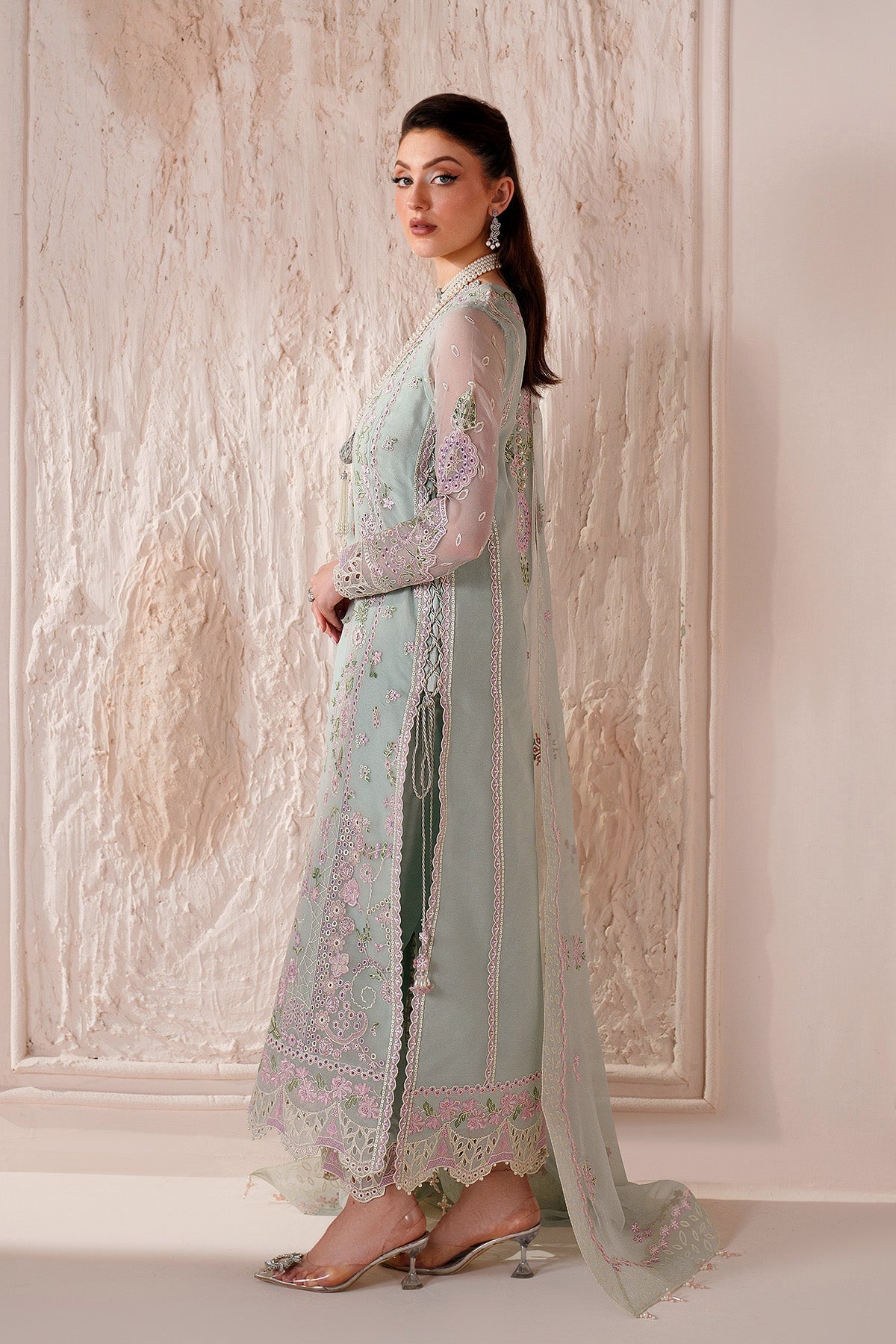 Alizeh | Threads Eid Festive Edit 26 | AF-BDHG-5040-Nayla-6