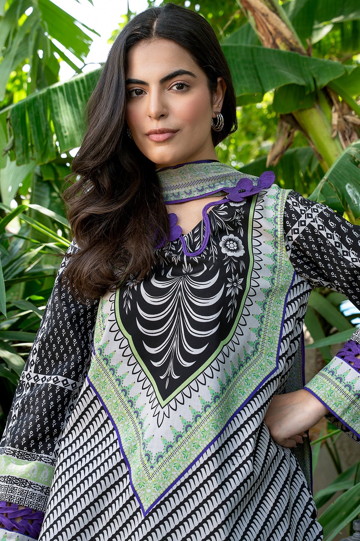 Charizma | C Print Lawn | CP6-24, image 4