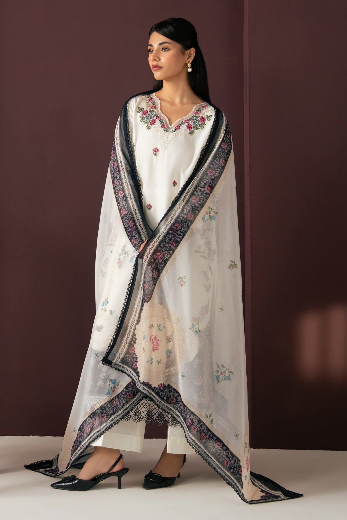 Xenia Formals | Namah Lawn 26 | ECLIPSE, image 5