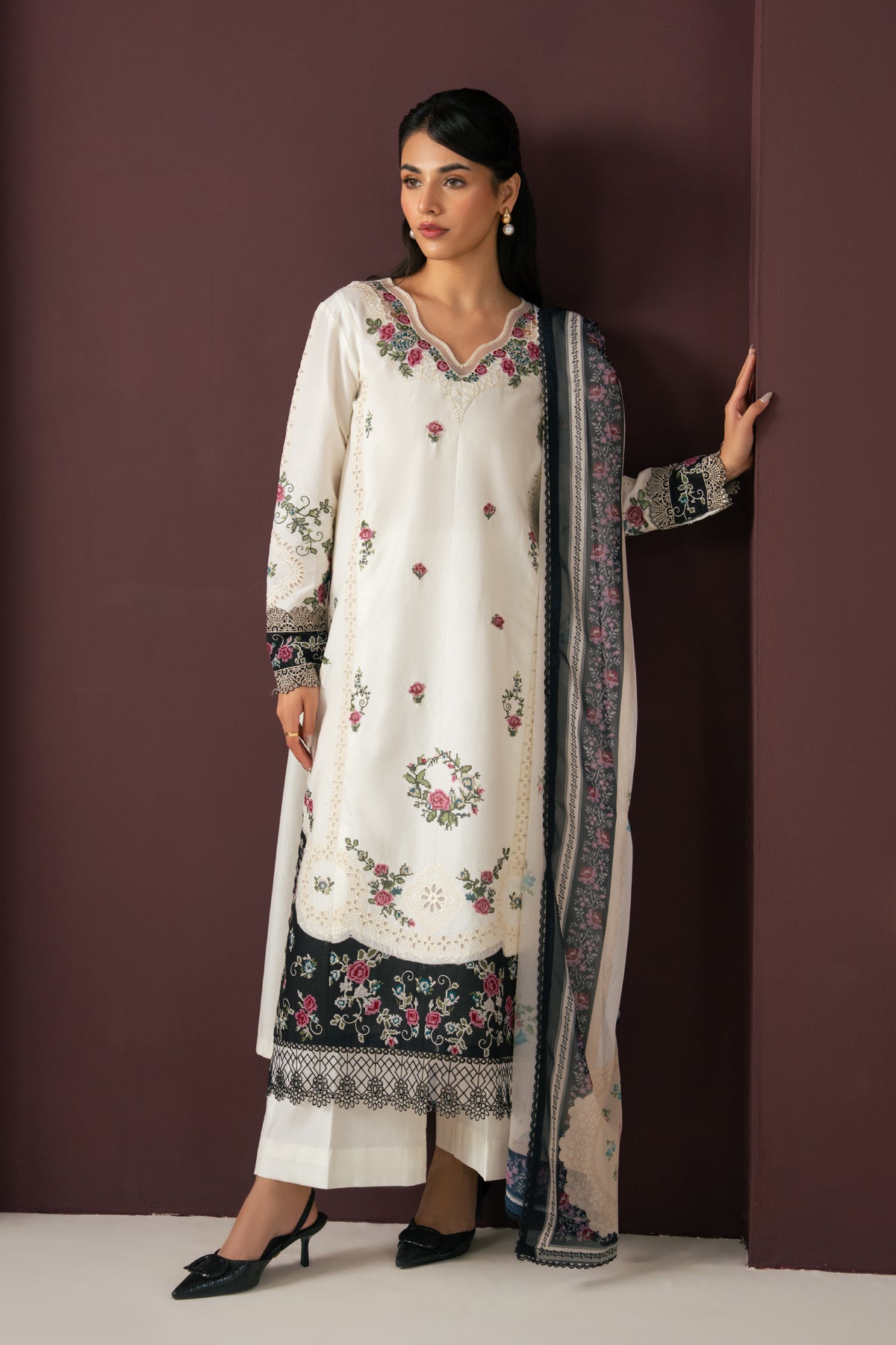Xenia Formals | Namah Lawn 26 | ECLIPSE, image 4