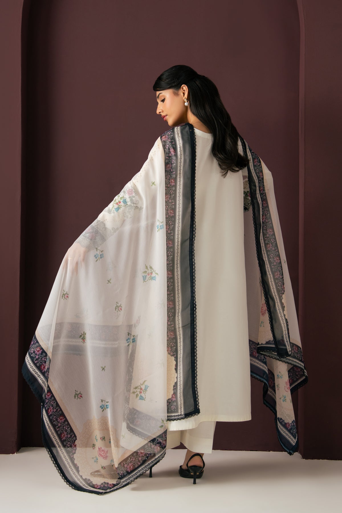 Xenia Formals | Namah Lawn 26 | ECLIPSE, image 2