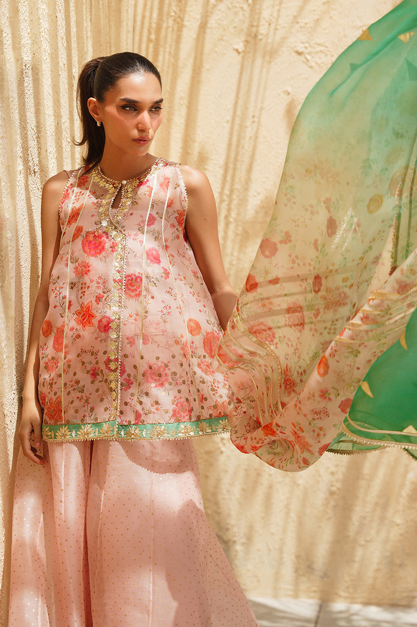 Sania Maskatiya | Summer Festive 26 | Izna-3