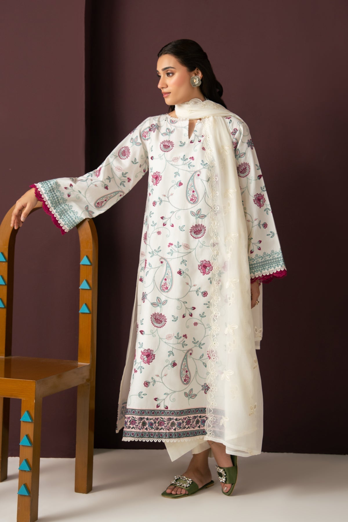 Xenia Formals | Namah Lawn 26 | SKY STILL, image 5