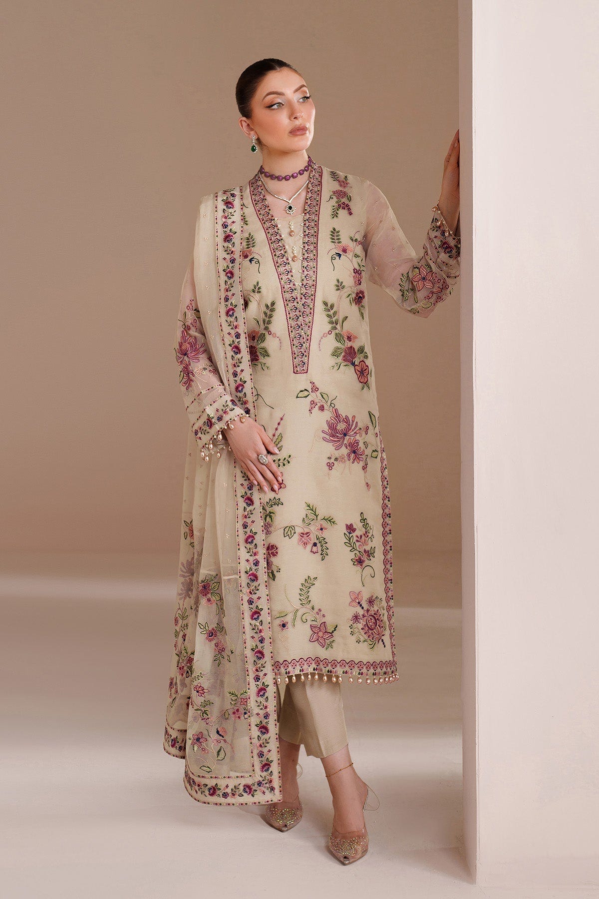Alizeh | Threads Eid Festive Edit 26 | AF-BDHG-5041-Victoria