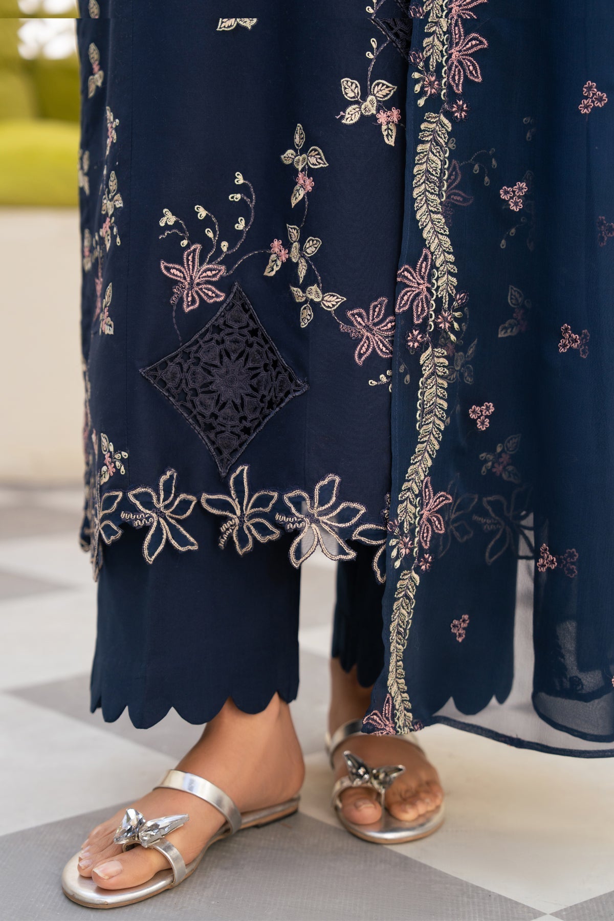 Xenia Formals | Namah Lawn 26 | DANIYAH, image 5