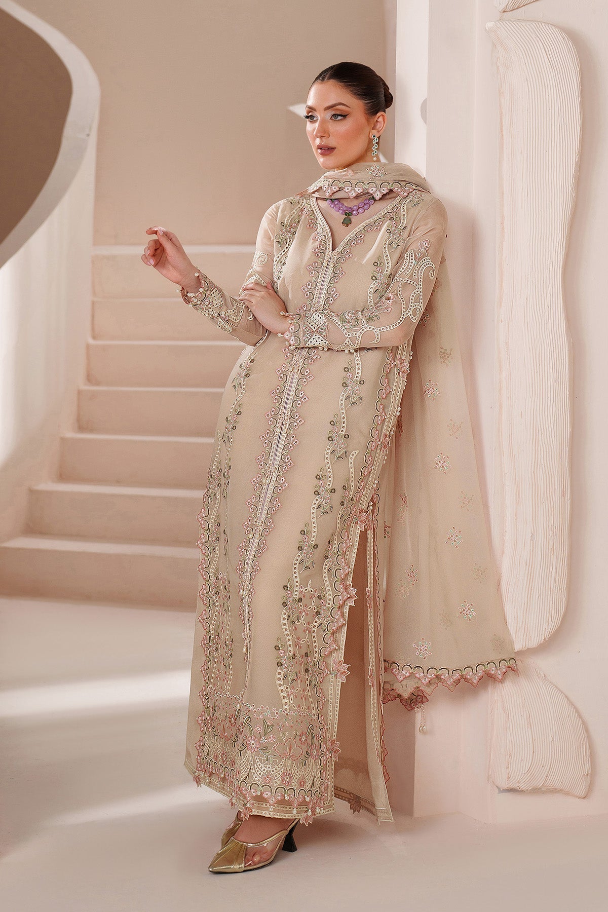 Alizeh | Threads Eid Festive Edit 26 | AF-BDHG-5037-Niora, image 4