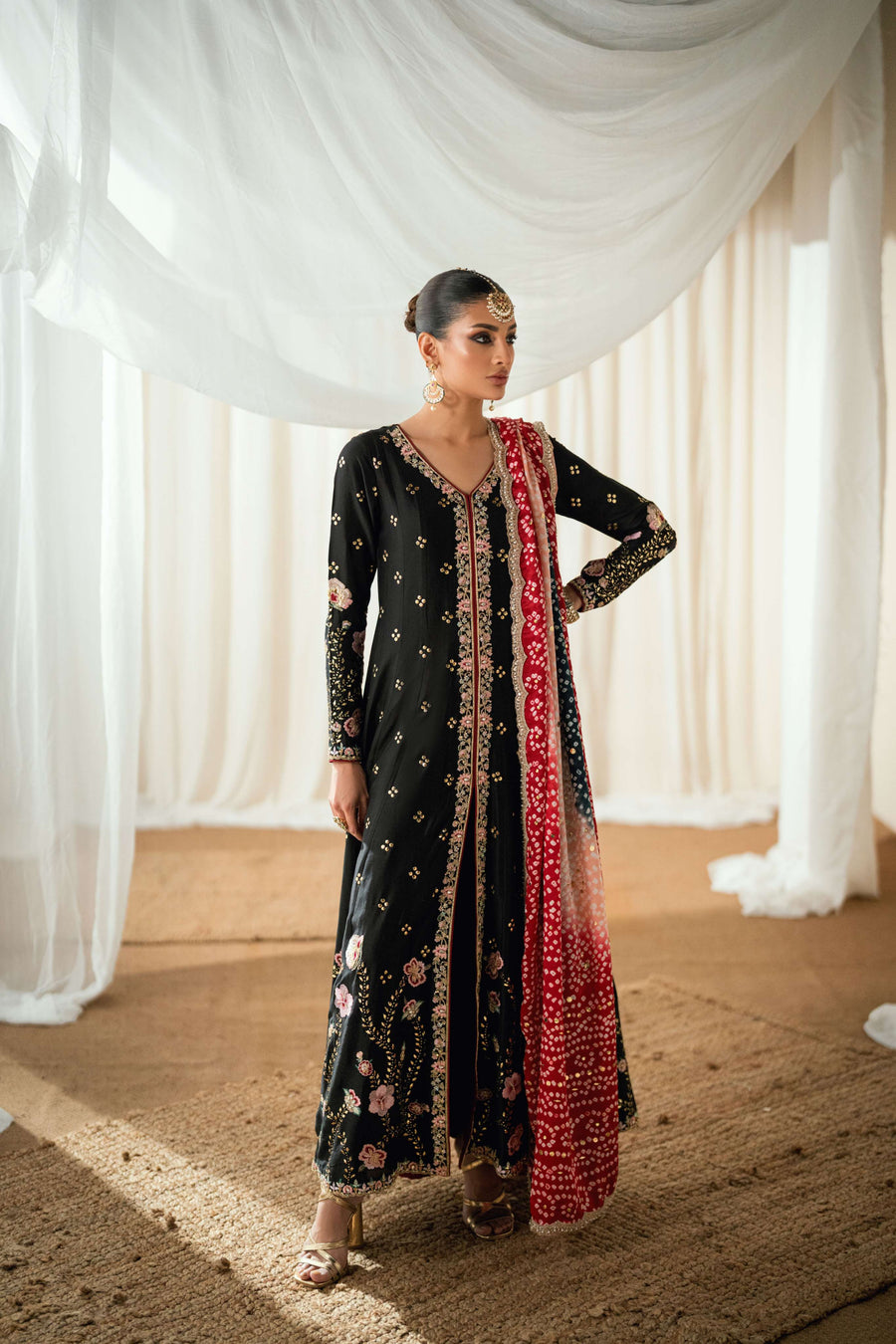 Sana Abbas | Zeya Formals | NURIA-1