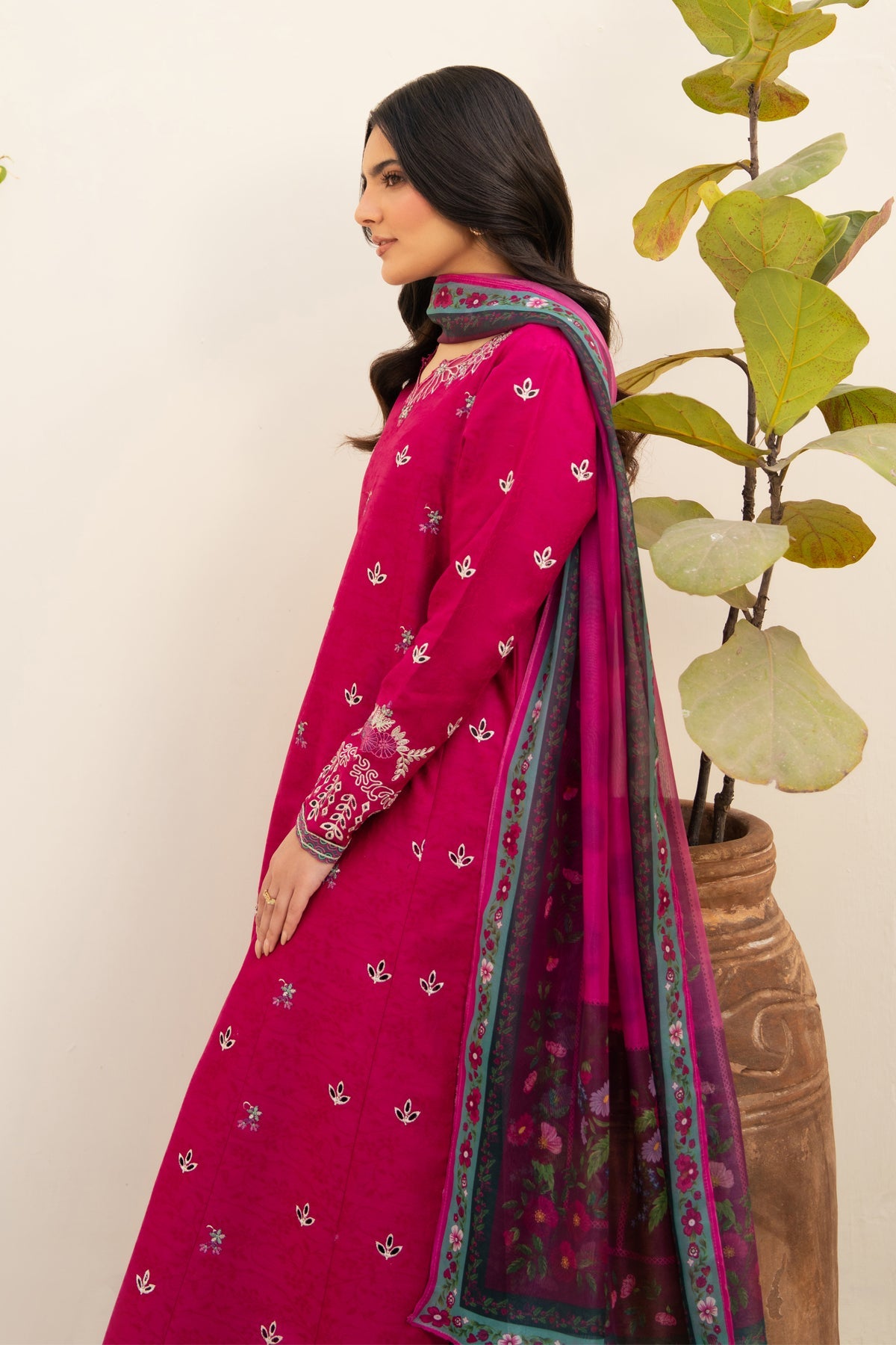 Xenia Formals | Namah Lawn 26 | VEYRAH, image 3