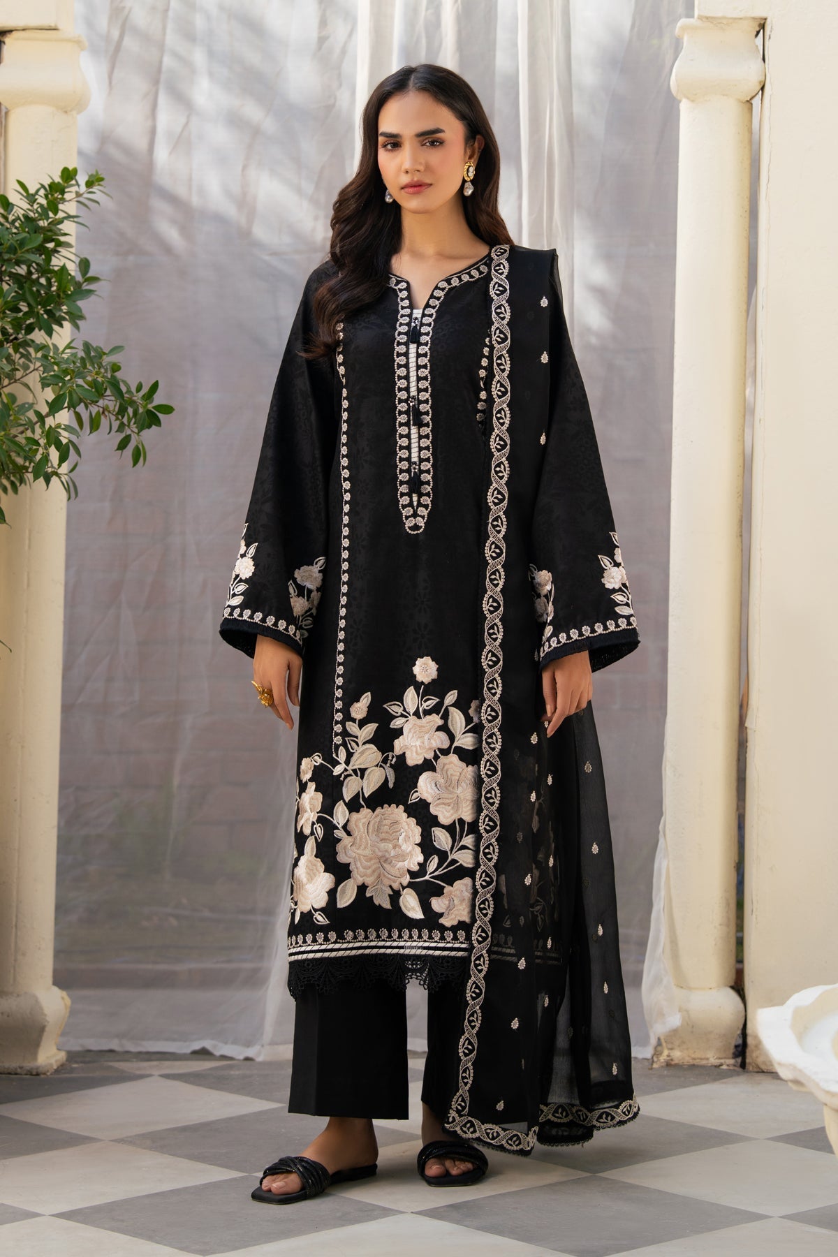 Xenia Formals | The Eid Edit | AMARIS-6