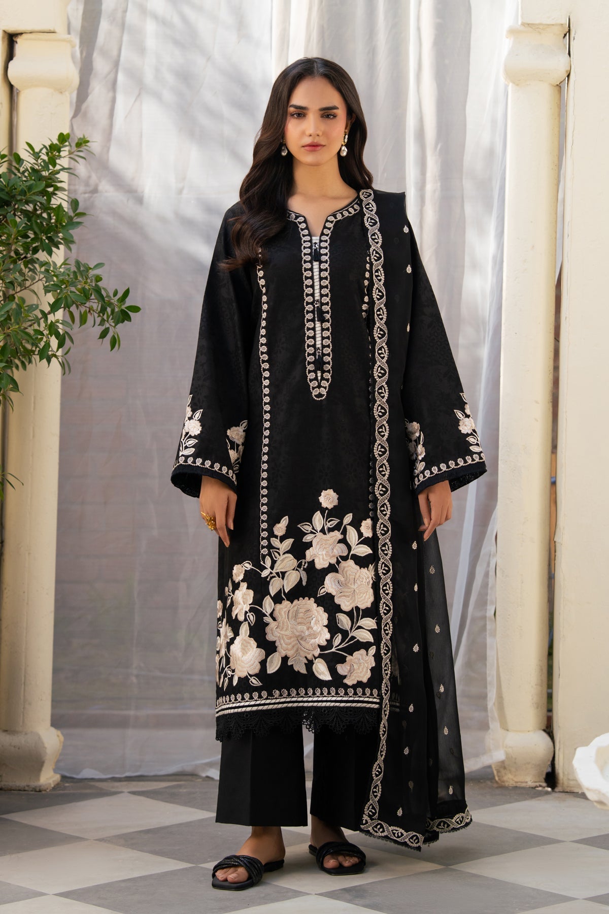 Xenia Formals | The Eid Edit | AMARIS-1