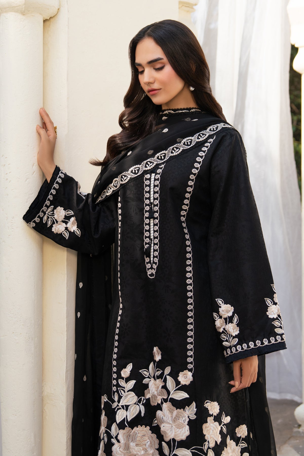 Xenia Formals | The Eid Edit | AMARIS-4