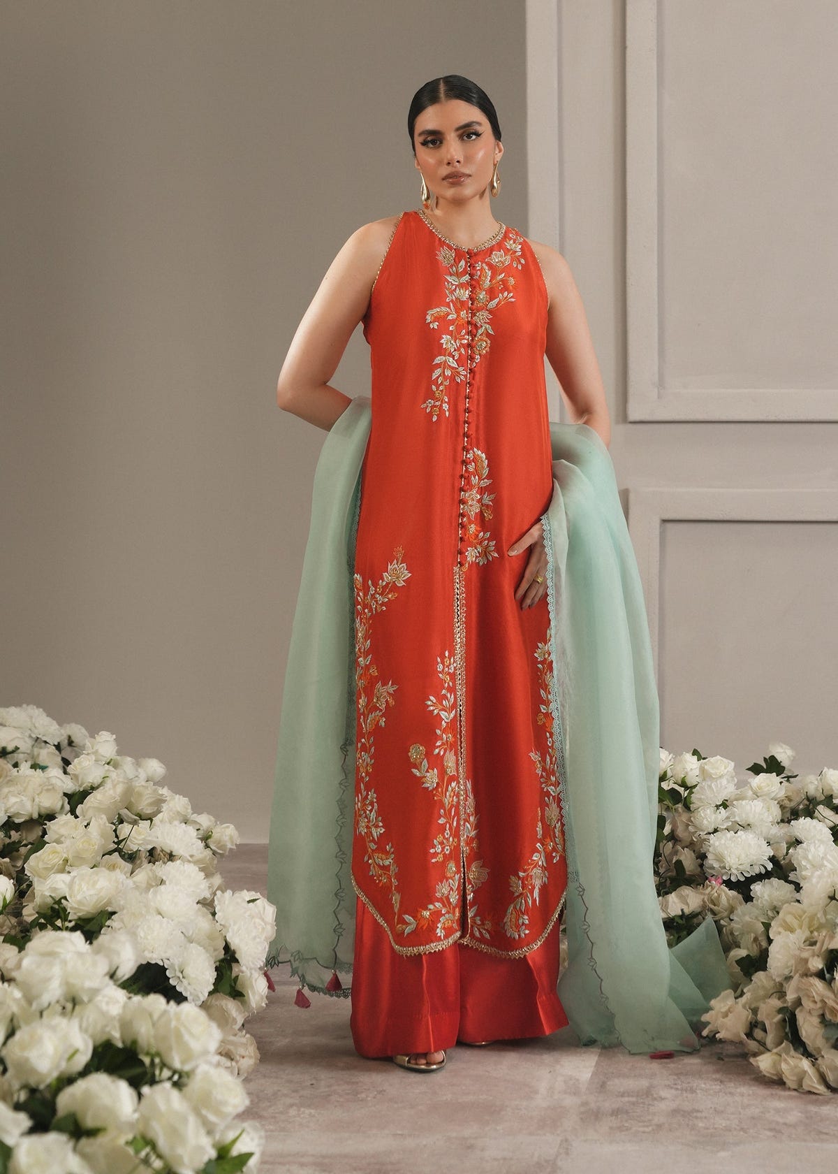 Umsha | The Luxe Chapter | Scarlett Flame