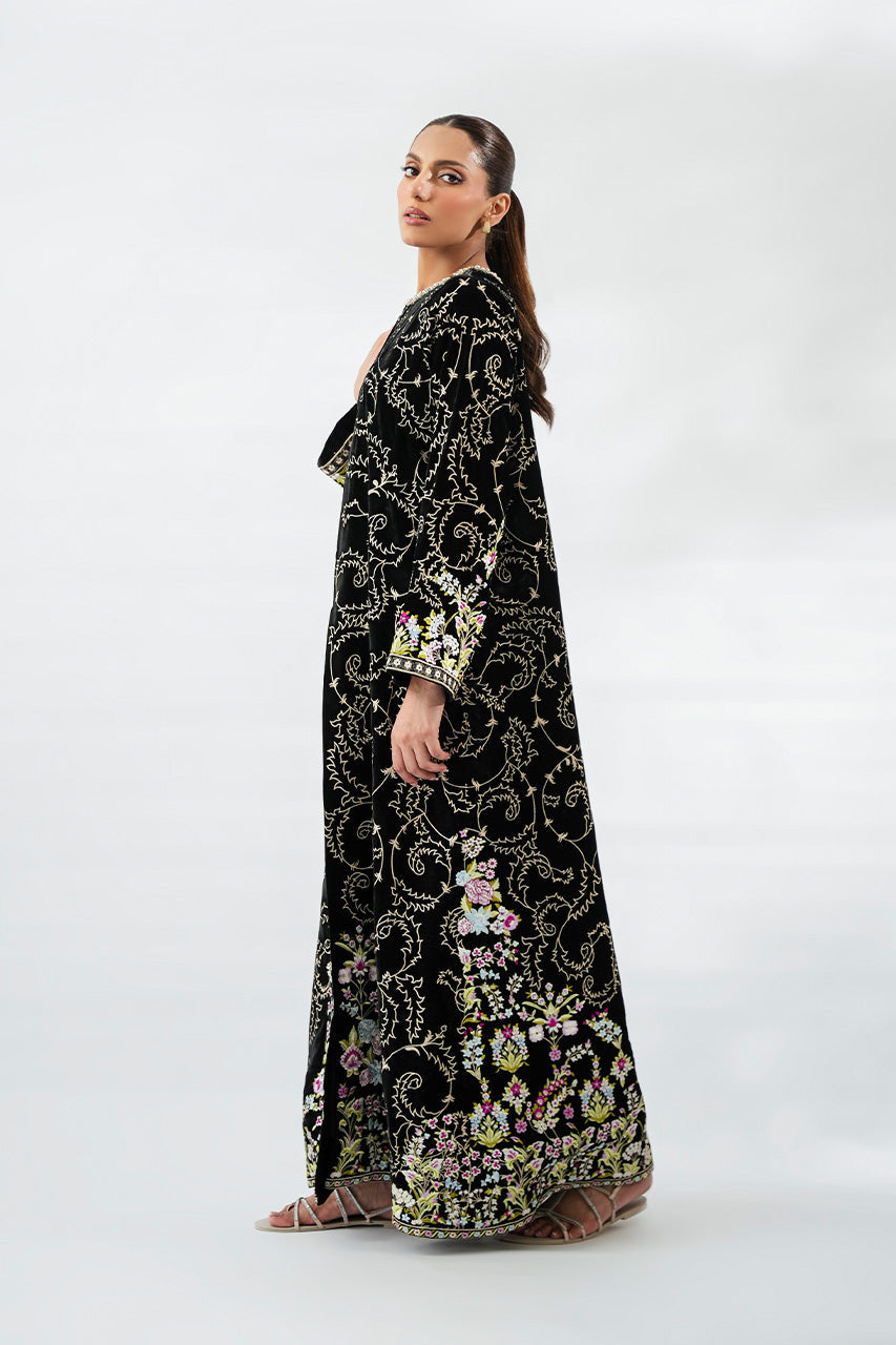 Sania Maskatiya | The Winter Edit - Luxe Pret 25 | Dove, image 5