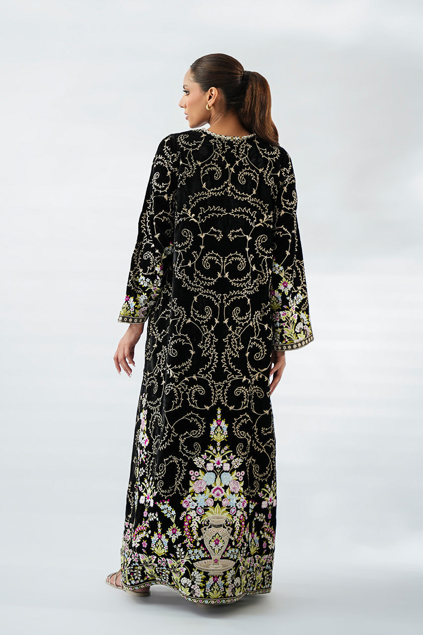 Sania Maskatiya | The Winter Edit - Luxe Pret 25 | Dove, image 2