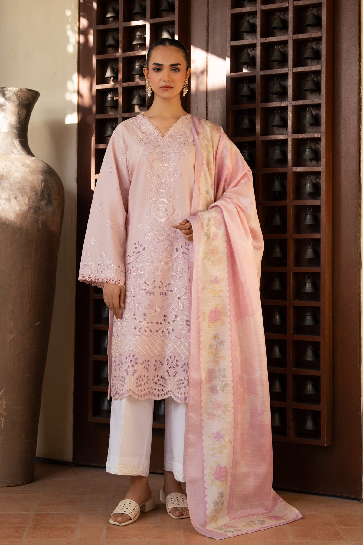 Xenia Formals | Namah Lawn 26 | EDRA, image 9