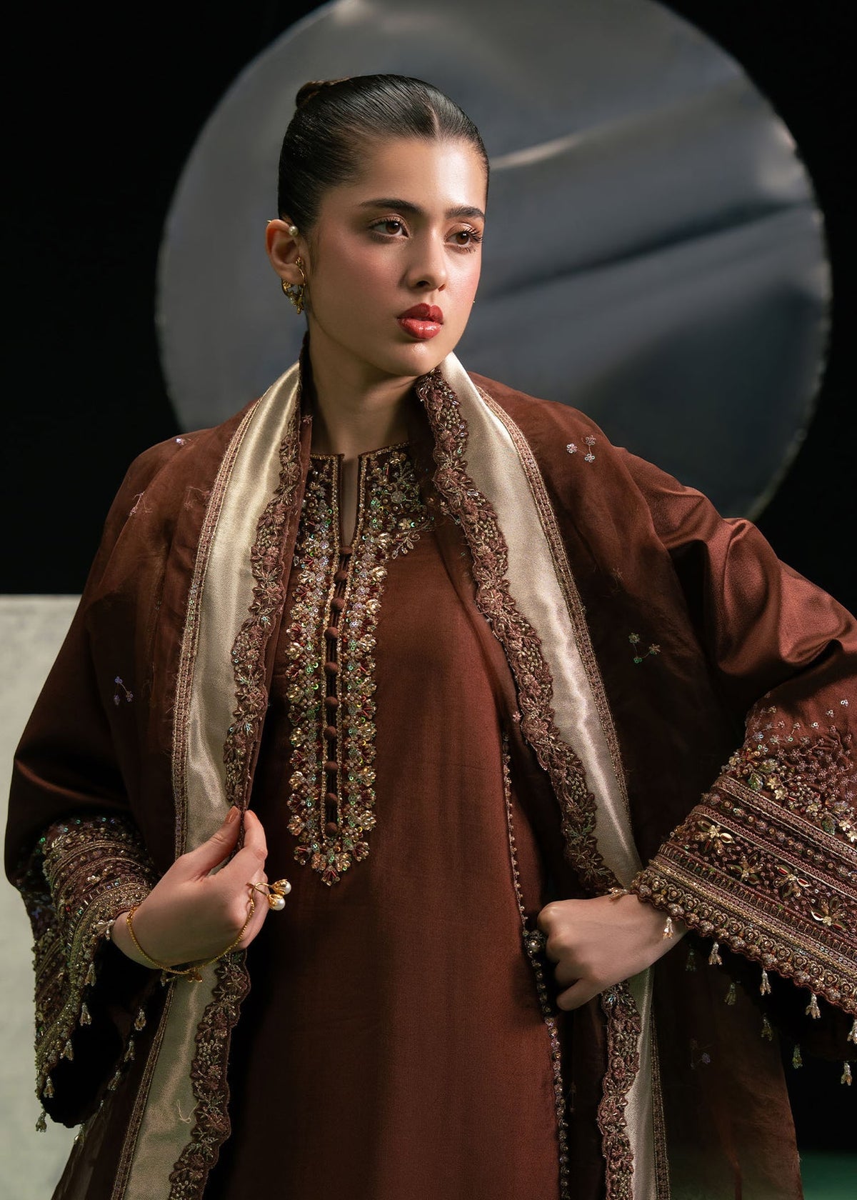 Dastoor | Leia Luxury Pret 26 | David off, image 3