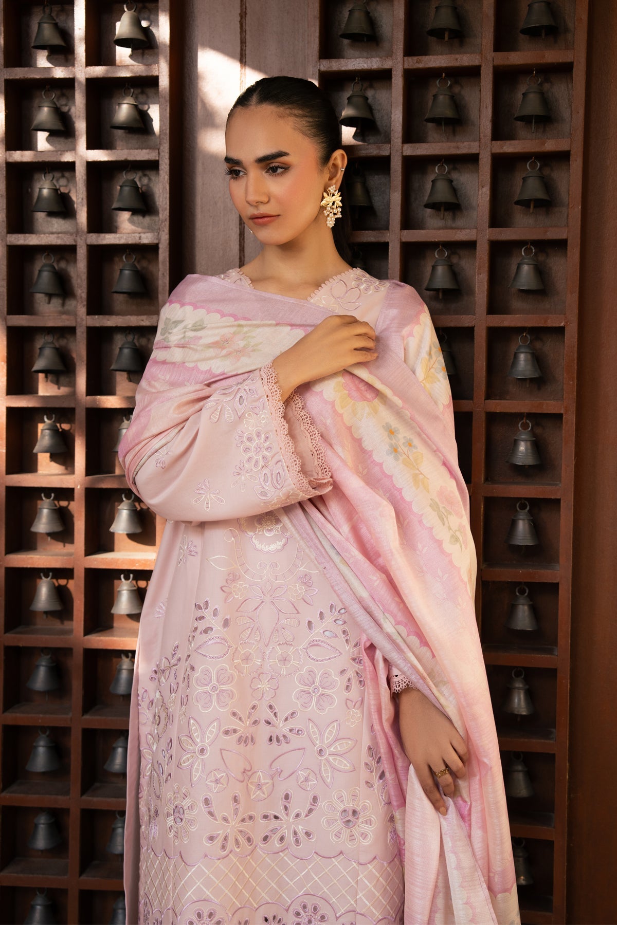 Xenia Formals | Namah Lawn 26 | EDRA, image 6