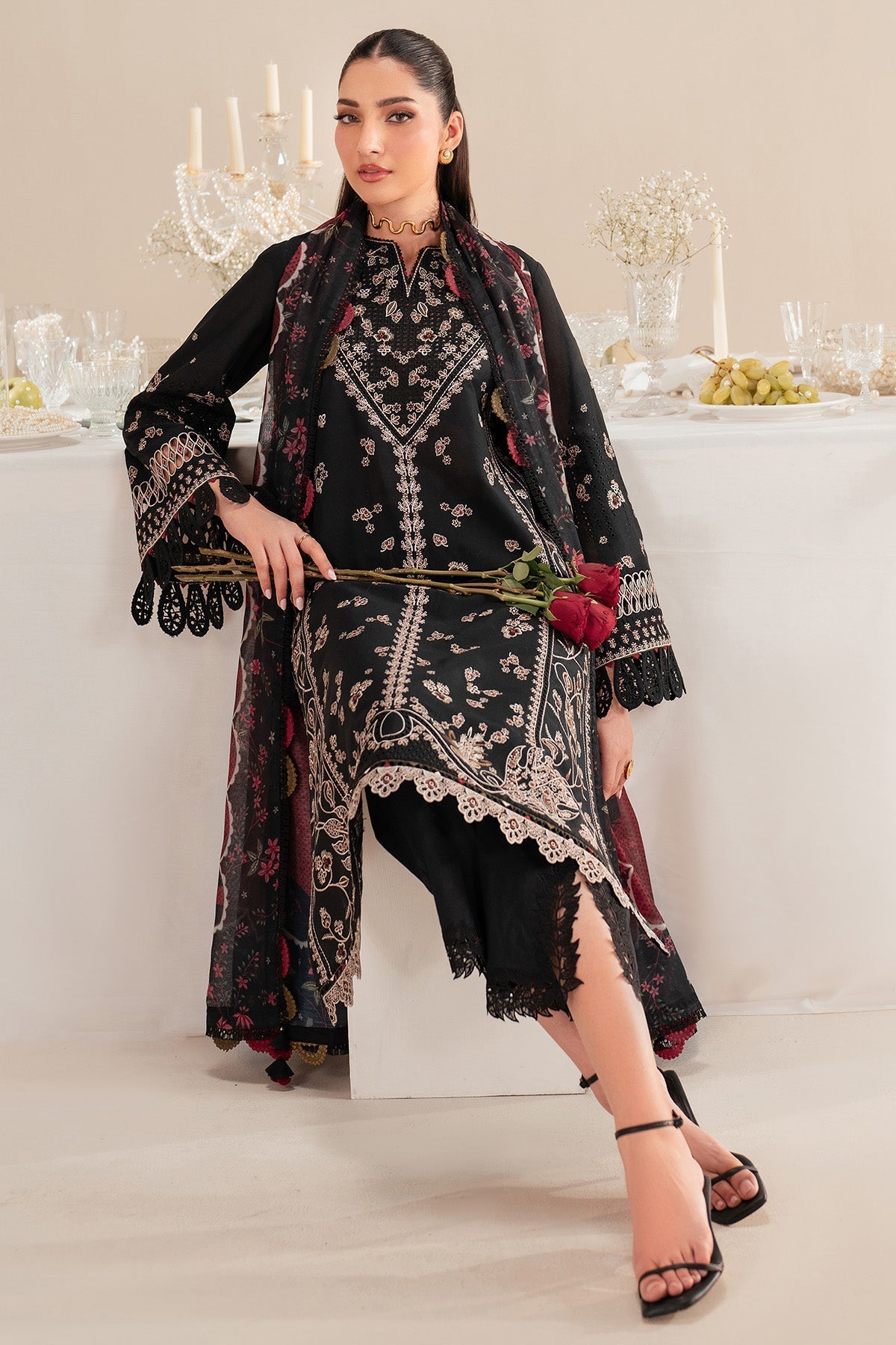 Jazmin | Iris Luxury Lawn 25 | IL'25-D07 -  Jazmin Ladies Clothes - Original Designer Dress - House of Maryam