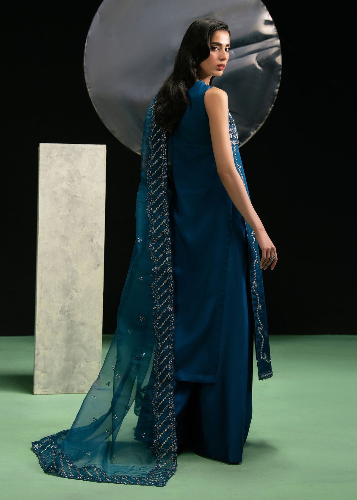 Dastoor | Leia Luxury Pret 26 | Azzure, image 2