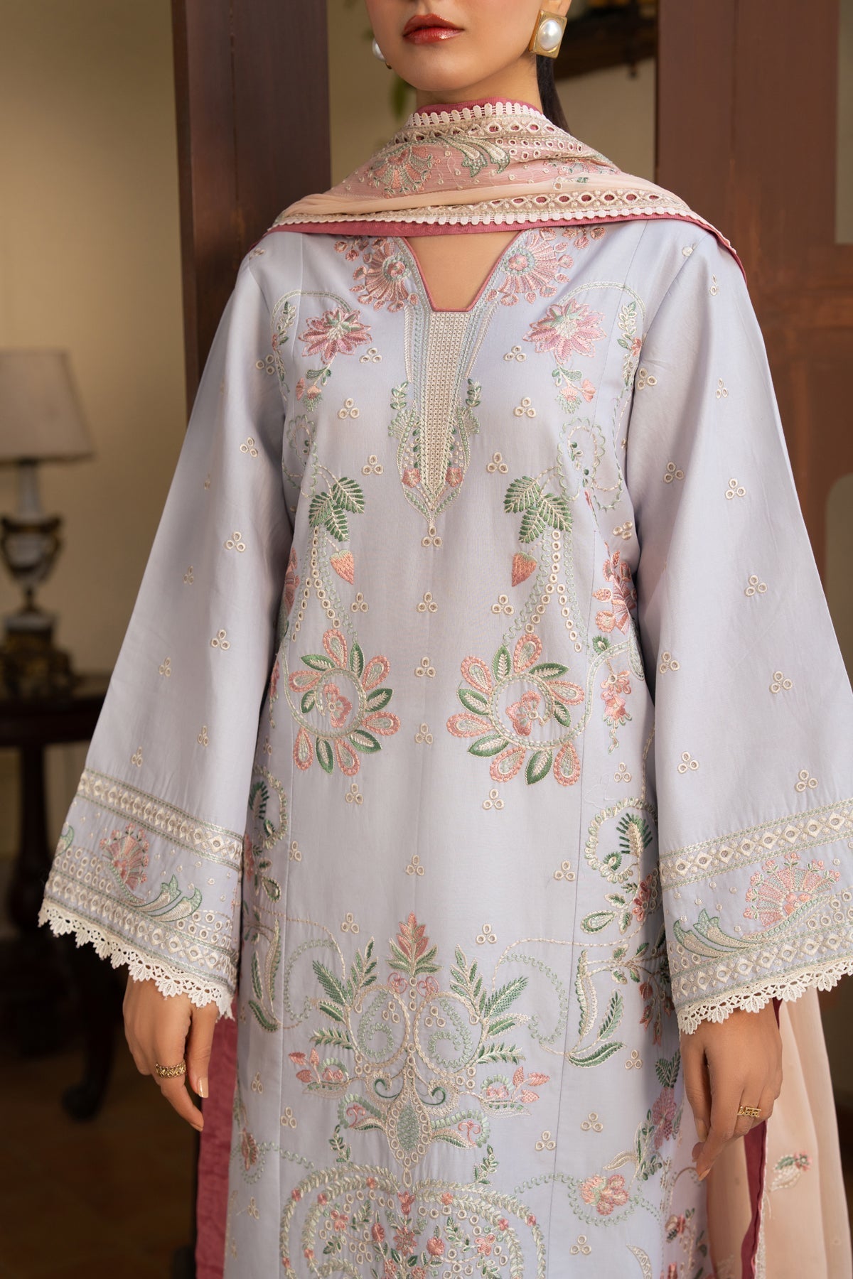 Xenia Formals | Namah Lawn 26 | ELIAN, image 3