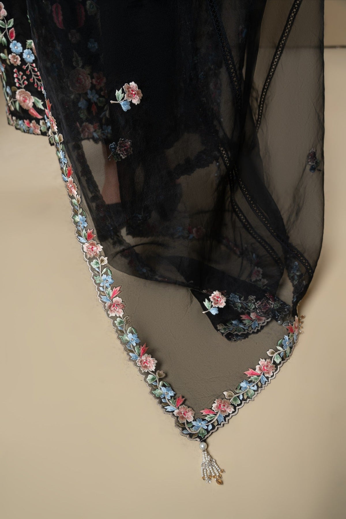 Muntaha | Rumaisa Luxury Pret | Zayla - SFLP02 by Muntaha by Shanzay Fahad, image 3