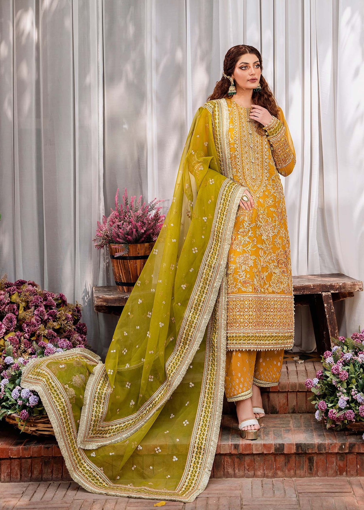 Akbar Aslam Rohi organza formal suit, photo 3