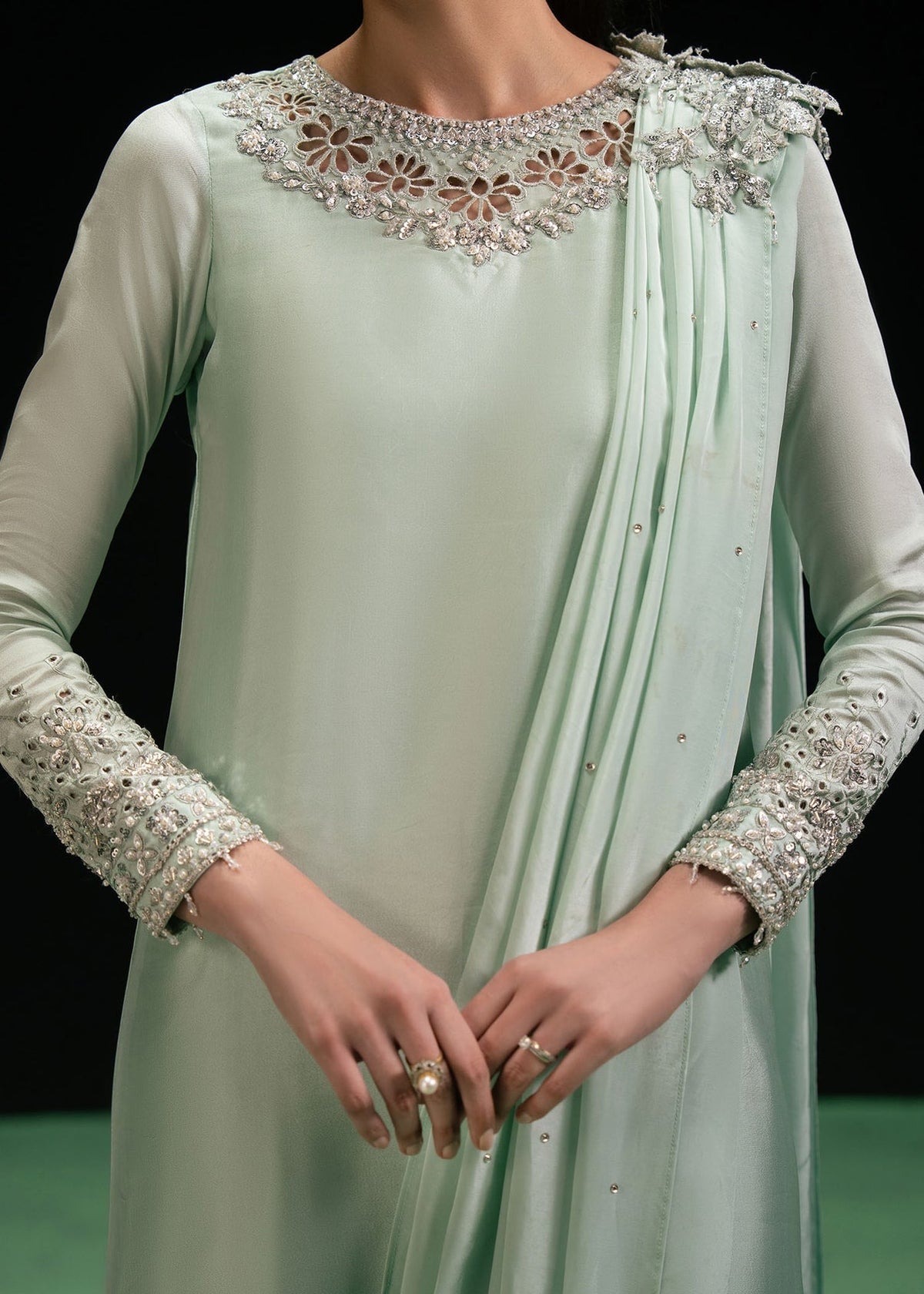 Dastoor | Leia Luxury Pret 26 | Triana, image 3