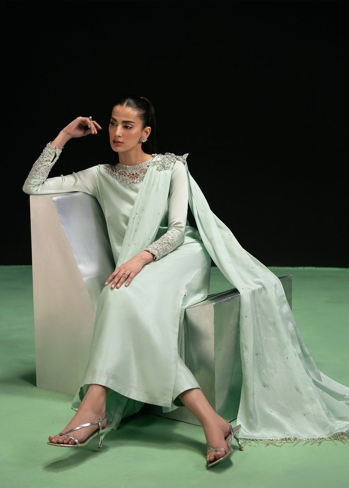 Dastoor | Leia Luxury Pret 26 | Triana, image 4