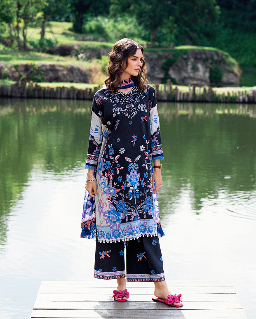 Roheenaz | Garden Veal Printed Lawn 25 |BlackBerry Frost
