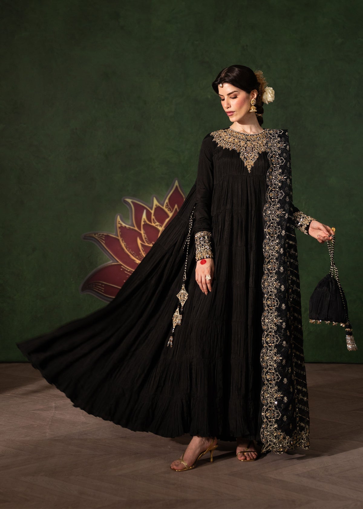 Kanwal Malik | Shehnai Luxury Pret 26 | Layla, image 5